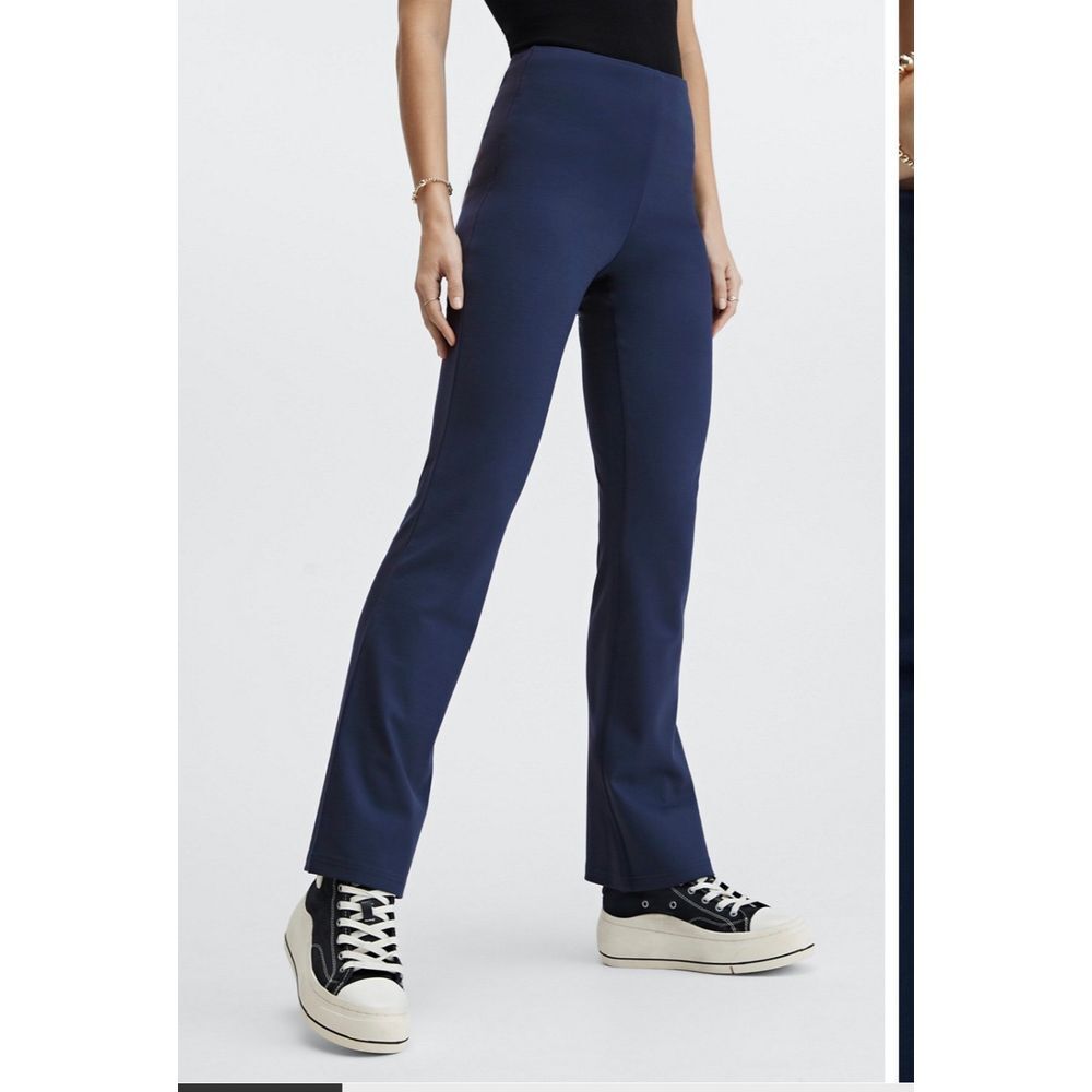 Fabletics 24/7 Ponte Kick Flare Pant - size large